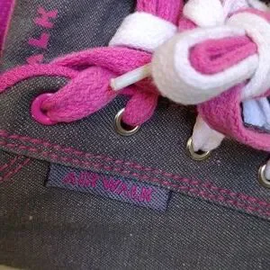 Chaussures De Sport Pour Fille Airwalk - Taille Jeunesse 4 US, Neuves Sans Boîte